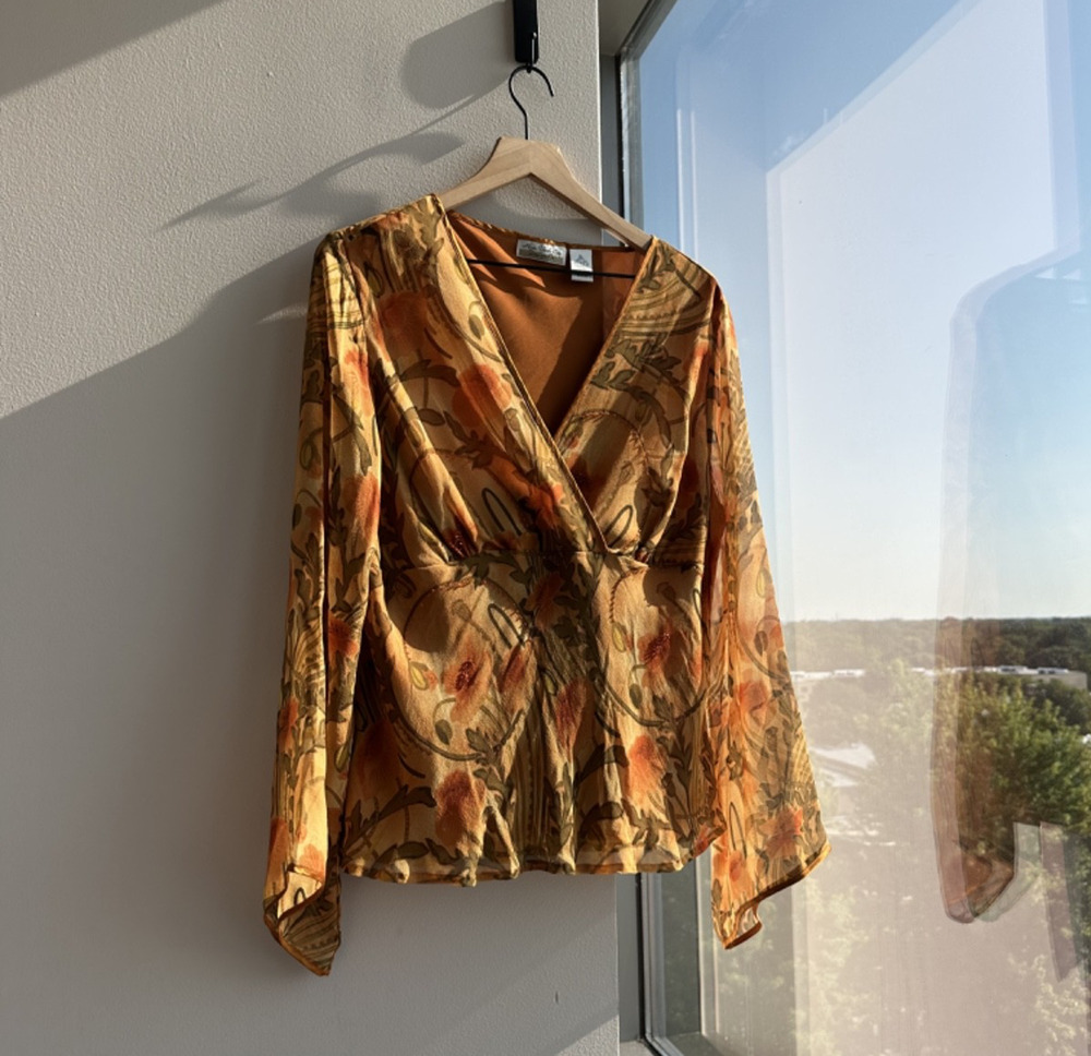 New York City Design Co. Floral 100% Silk Flare Sleeve Wrap Y2K Blouse Size XL